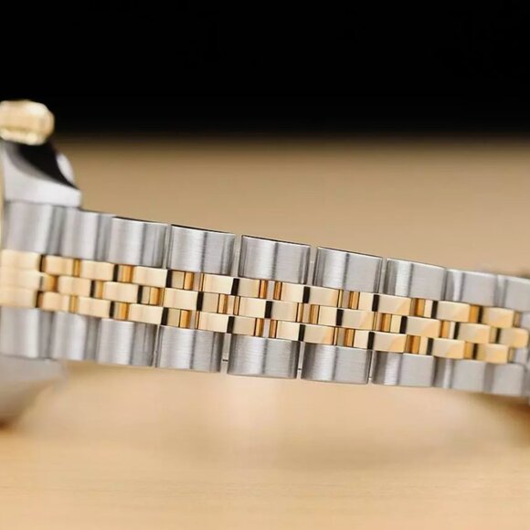 Rolex Ladies 18k Yellow Gold Datejust Factory Watch - Picture 4 of 7